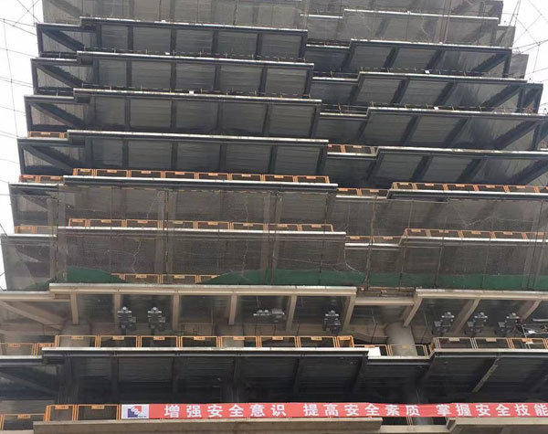 武汉恒隆广场写字楼工地